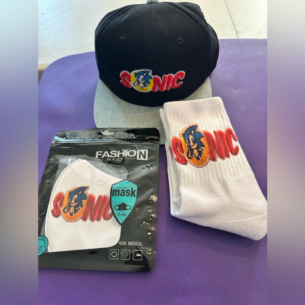 COPY - Sonic the hedgehog cap